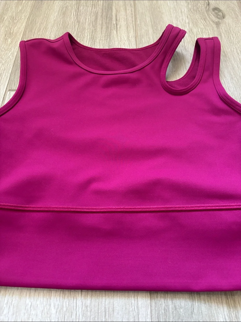 Lululemon Magenta Mastered Motion Cropped Tank Size 6